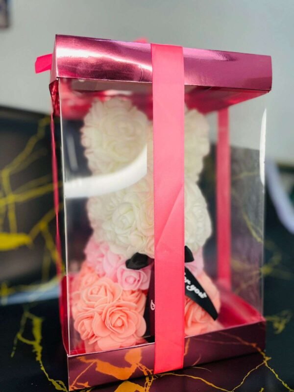 OSO DE ROSAS